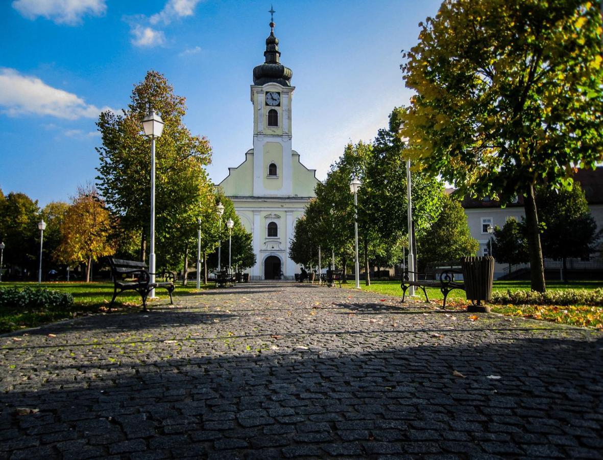 Tri Srece Ogulin Exterior photo
